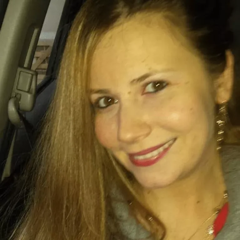 Cynthia Capitelli
